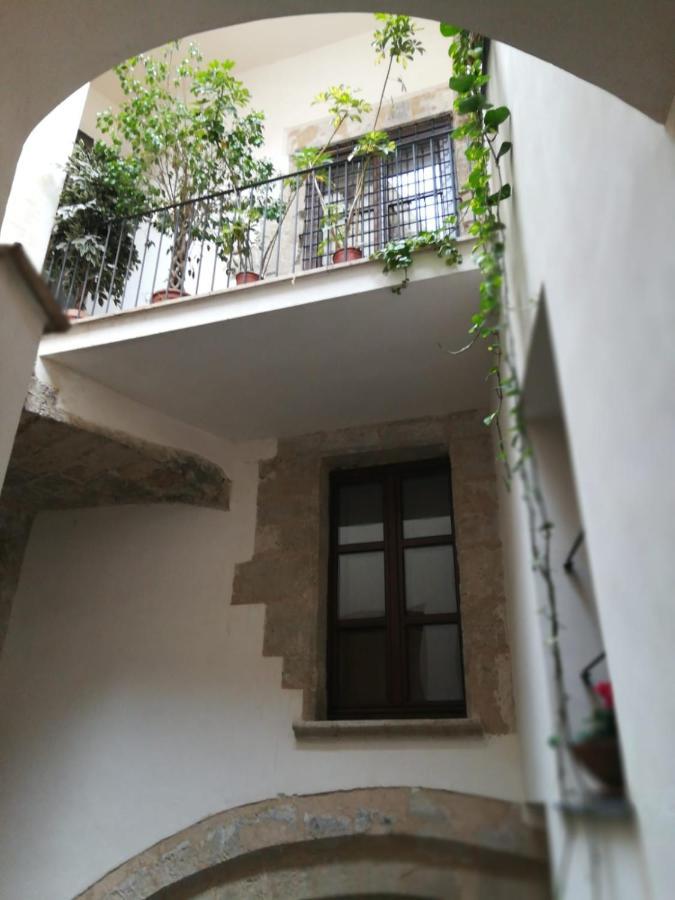 "Guttuso Tribute Suite" Experience Apartment Palermo Kültér fotó