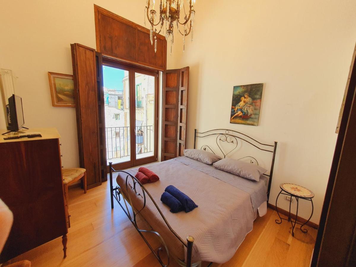 "Guttuso Tribute Suite" Experience Apartment Palermo Kültér fotó